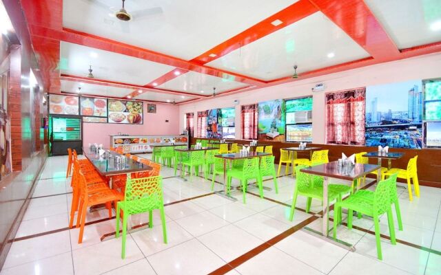 Oyo 42945 Surya Hotel