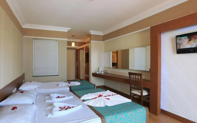 Tac Premier  & Spa