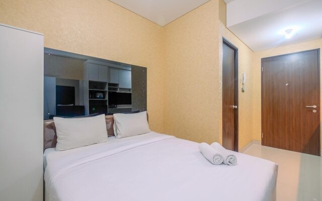Homey and Comfort Living Studio Apartment Transpark Cibubur