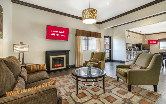 Red Roof Inn & Suites Sulphur Springs