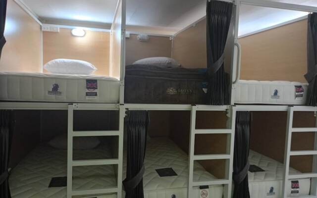 High5 Guesthouse