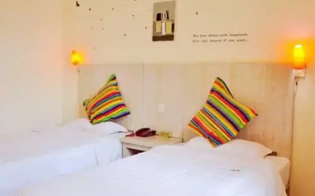 Qingdao Four Seasons Sunshine Business Hotel