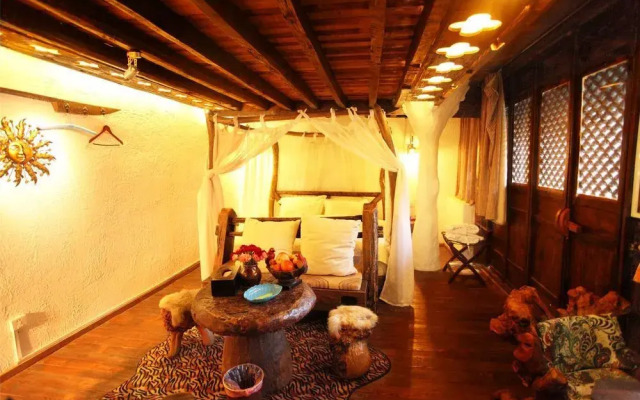Cloudscape Boutique Inn