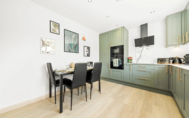 Modern 3Bed Home Next To Glasgow Airport
