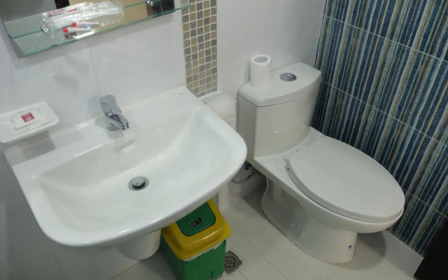 OYO 700 Pj Inn Hotel