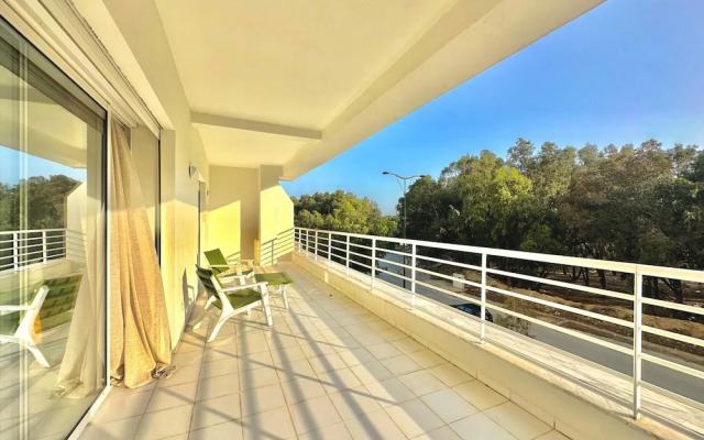 Panorama B12 Spacious 2bds With Forest View