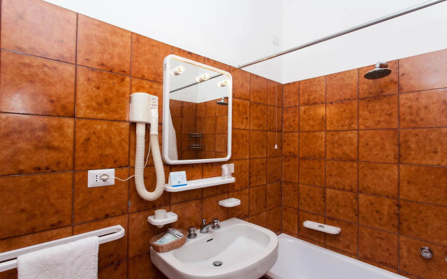 King's Residence Hotel