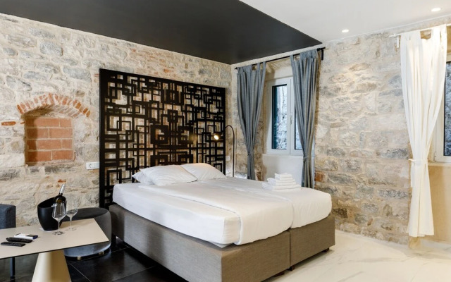 Palace Luxury Room