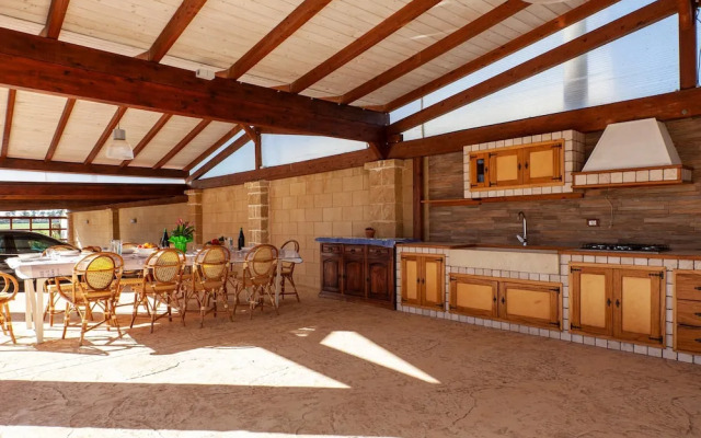 Tenuta San Cassiano With Garden And Pool