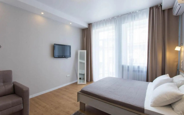 Studio LUX beside metro Universytet, Pushkinska - Chernyshevska str. 95-5
