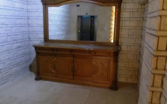 Chrysanthos Boutique Apartments