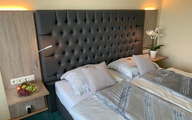 Hotel Burg Wassenberg