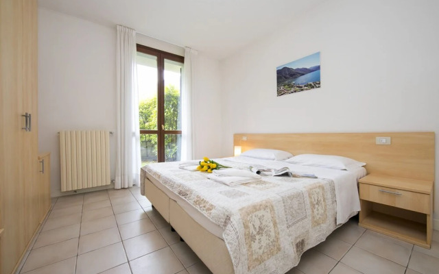 Porto Letizia Assisi 1