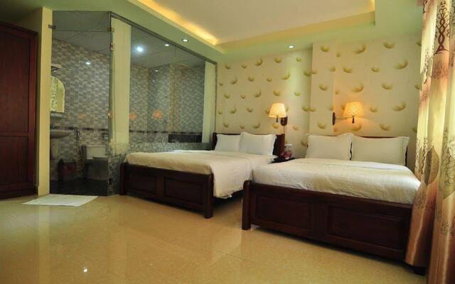 Red Rose Mallow Hotel