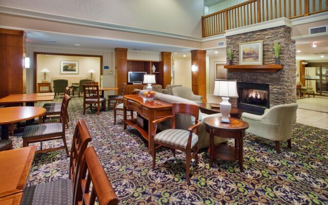Savannah Airport Inn & Suites