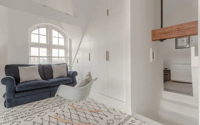 1 Bedroom Retro Apartment