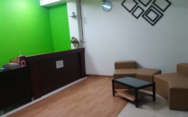 Lanta Long Beach Apartment - Hostel