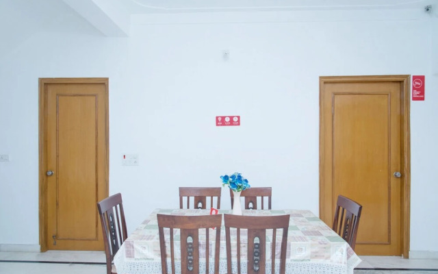 OYO Home 11064 Spacious 3BHK
