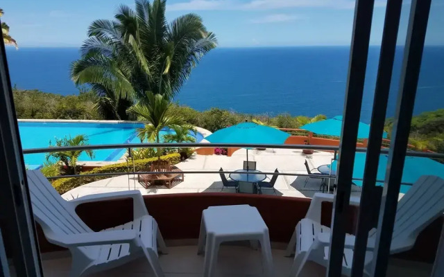Vista Encantada 307