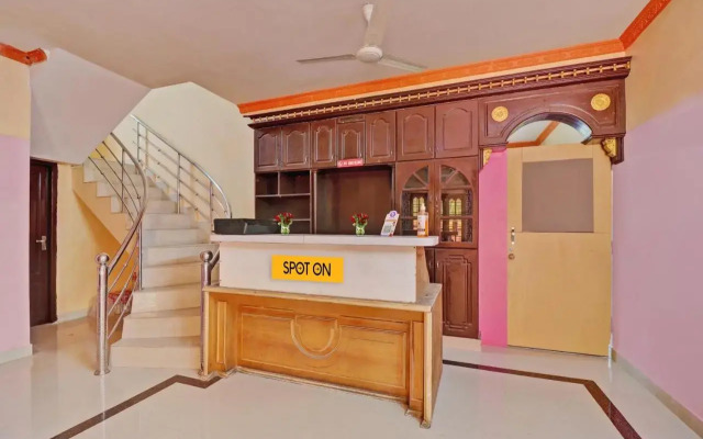 SPOT ON 93328 Dreams Villas