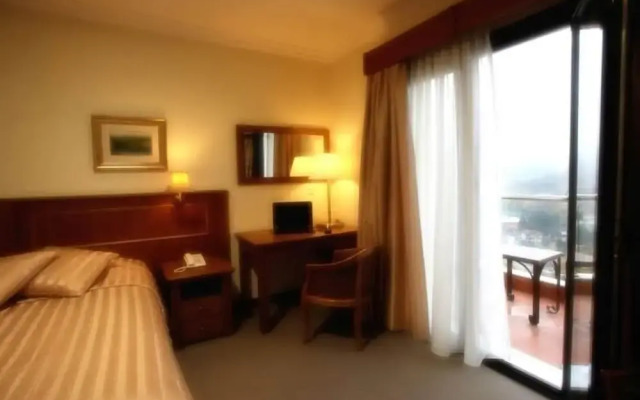 Afkos Grammos Luxury Boutique Hotel