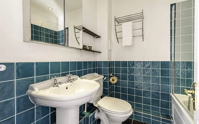 Converted Brewery Apartment With Terrace
