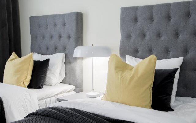 ELD3- Spacious 3 bedroom apt close to Puerto Banus