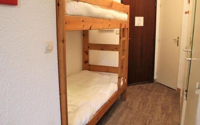 Appartement Vars, 1 pièce, 4 personnes - FR-1-330B-140