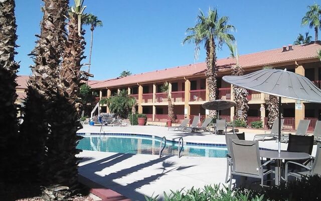 QUALITY INN &amp; SUITES MESA