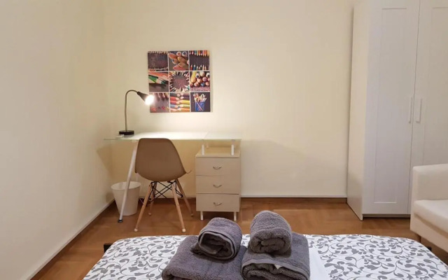 Menta errathens Apartment - Athens Center, 5 BD, 2 BATH