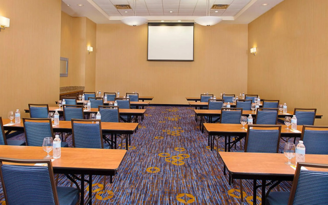 Courtyard by Marriott Montvale