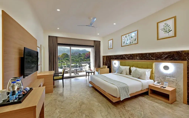 Villa Le Palm - Luxury Resort Near Fateh Sagar Lake (3 KM) Udaipur