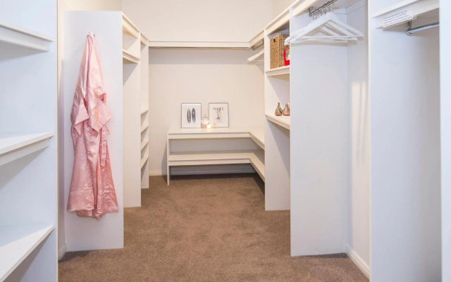 Calm Waters – Guest Rooms – Dunsborough
