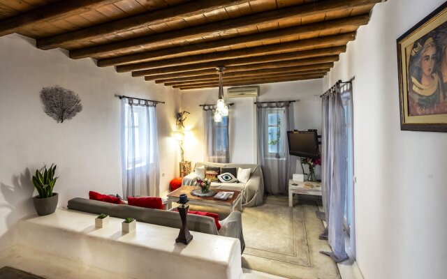 Ornos Suites