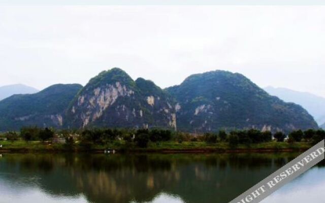 Qingyuan Lingxia Country House
