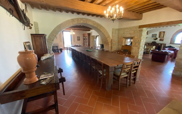 Tuscan Farm Home Retreat