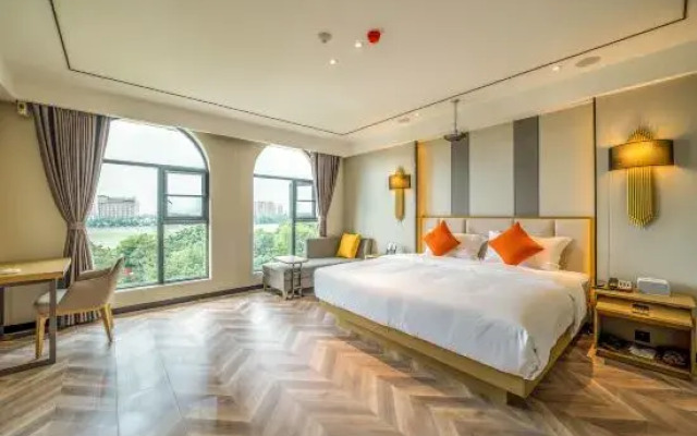 Fuyuan Wisdom Hotel