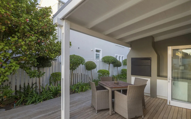 Thesen Islands Holiday House