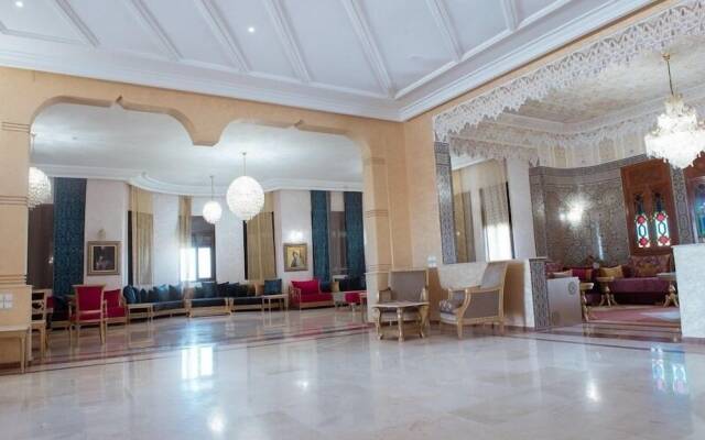 Regency Park and Suites