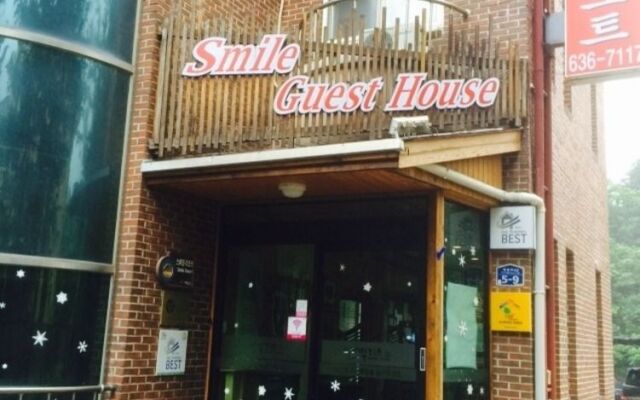 Smile Guesthouse