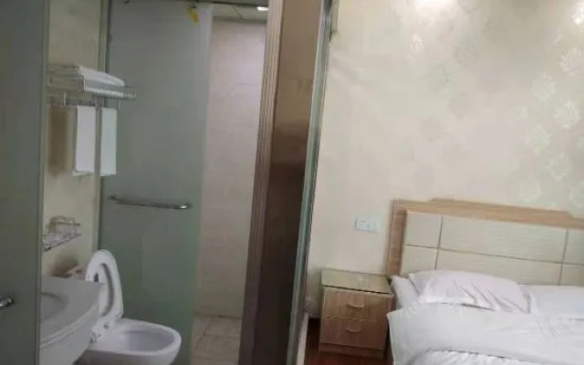 Chongqing Self-Li Hotel