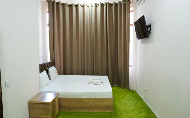 Chinor Garden Hotel 1 (Chinor Garden 1)