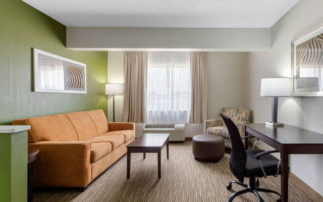 Quality Inn & Suites Mountain Home North