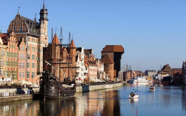 Silver Apartment Gdansk 15 min to old town