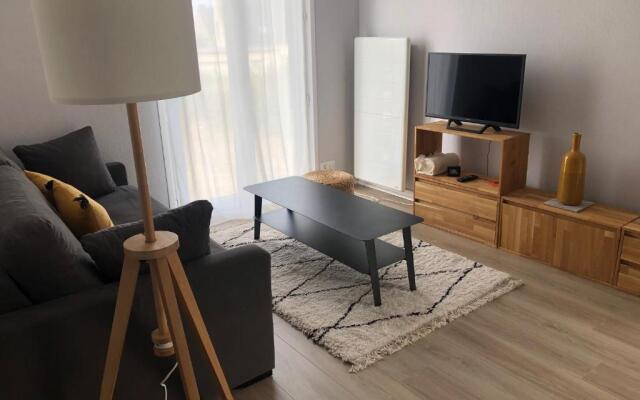 Maisonnette a 100 M de la Plage