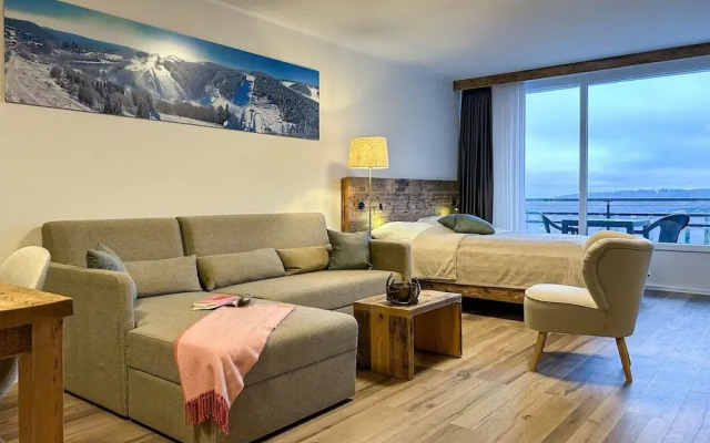 Modern Flat With Balcony at Erlebnisberg Kappe