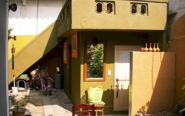 Hanjin Hostel