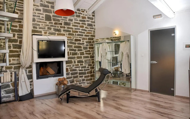 Mikro Papigo 1700 Hotel & Spa