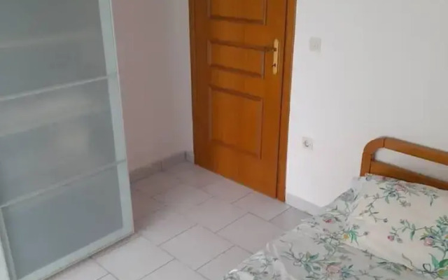 Impeccable 2-bed House in