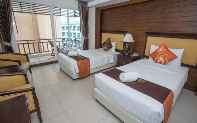 Seaside Jomtien Beach